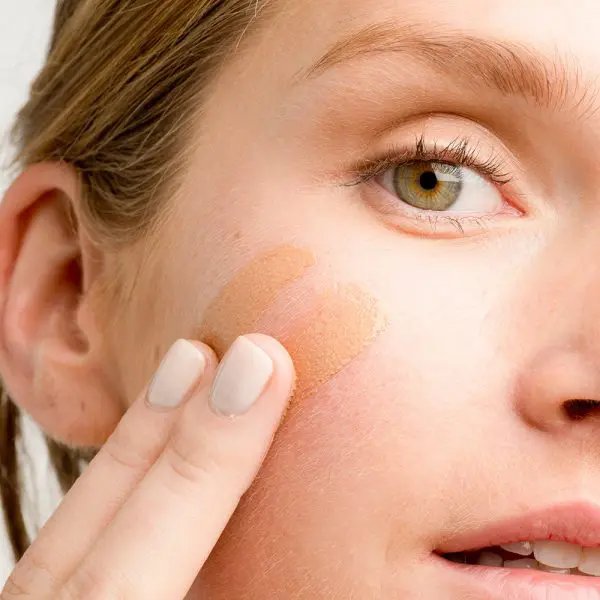 Fotoprotector ISDIN Fusion Water COLOR SPF 50 - Imagen 4